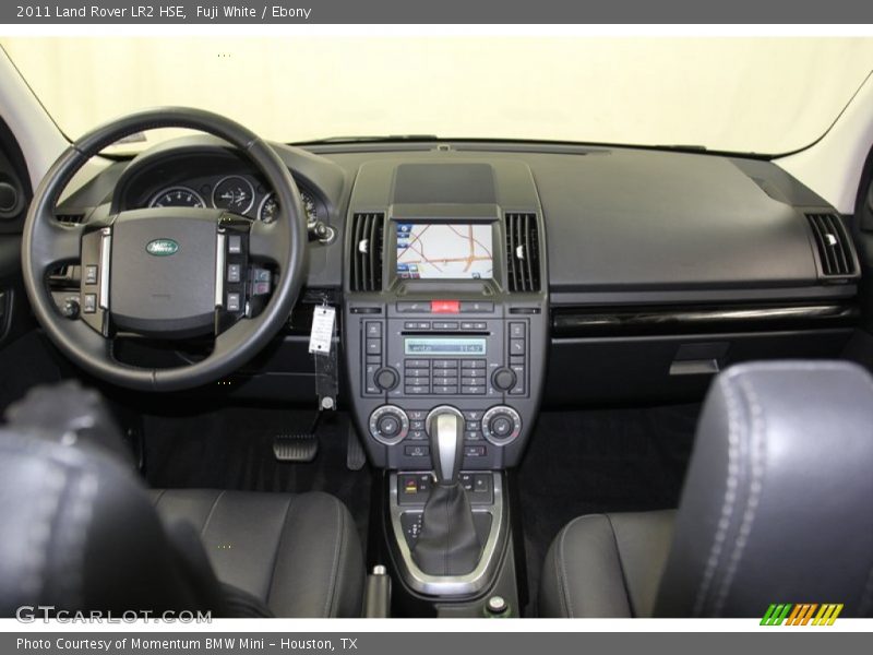 Fuji White / Ebony 2011 Land Rover LR2 HSE