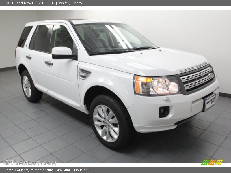 Fuji White / Ebony 2011 Land Rover LR2 HSE