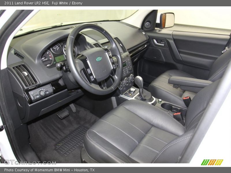 Fuji White / Ebony 2011 Land Rover LR2 HSE