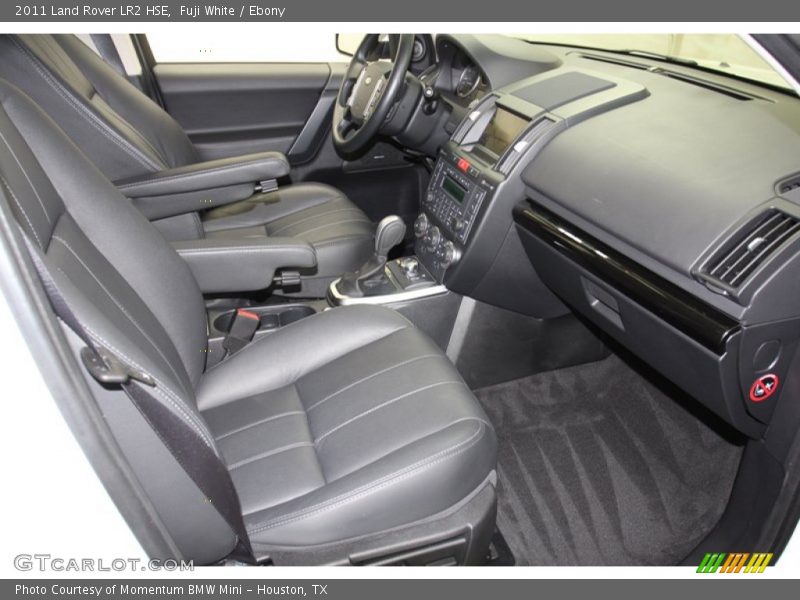 Fuji White / Ebony 2011 Land Rover LR2 HSE