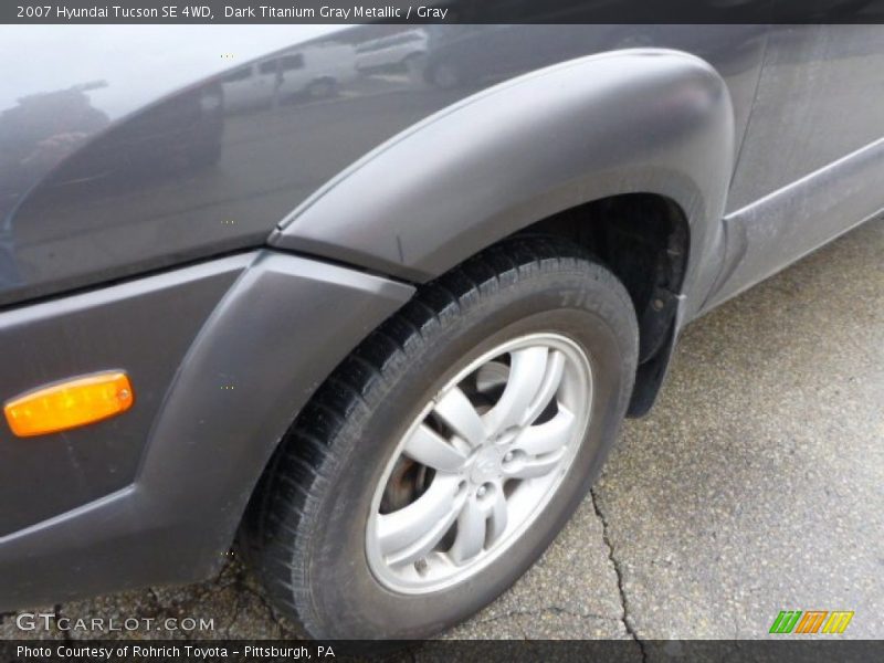 Dark Titanium Gray Metallic / Gray 2007 Hyundai Tucson SE 4WD