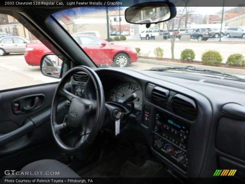 Light Pewter Metallic / Graphite 2003 Chevrolet S10 Regular Cab