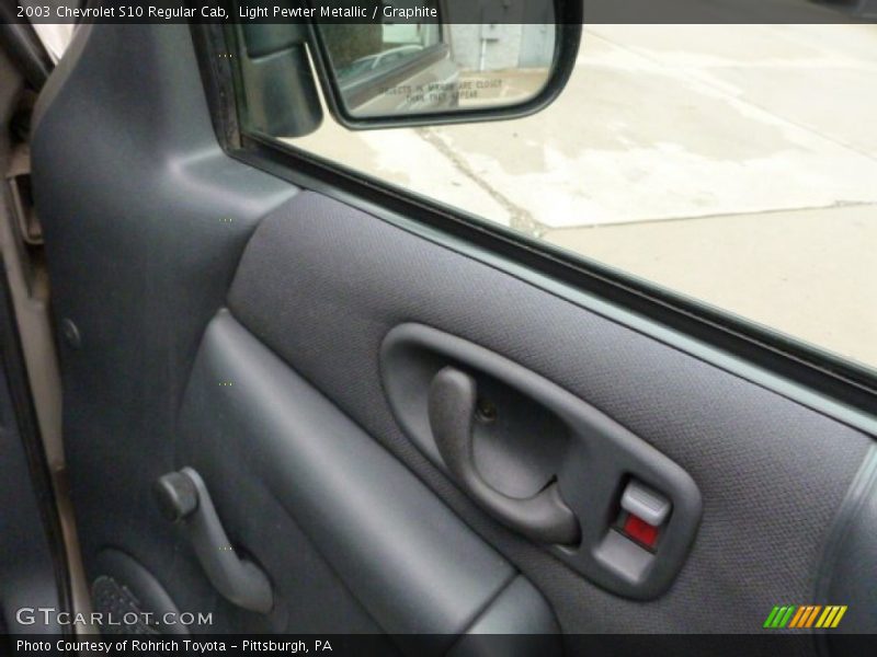 Light Pewter Metallic / Graphite 2003 Chevrolet S10 Regular Cab