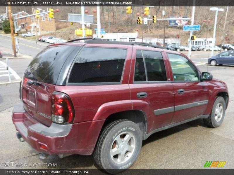 Majestic Red Metallic / Medium Pewter 2004 Chevrolet TrailBlazer LS 4x4