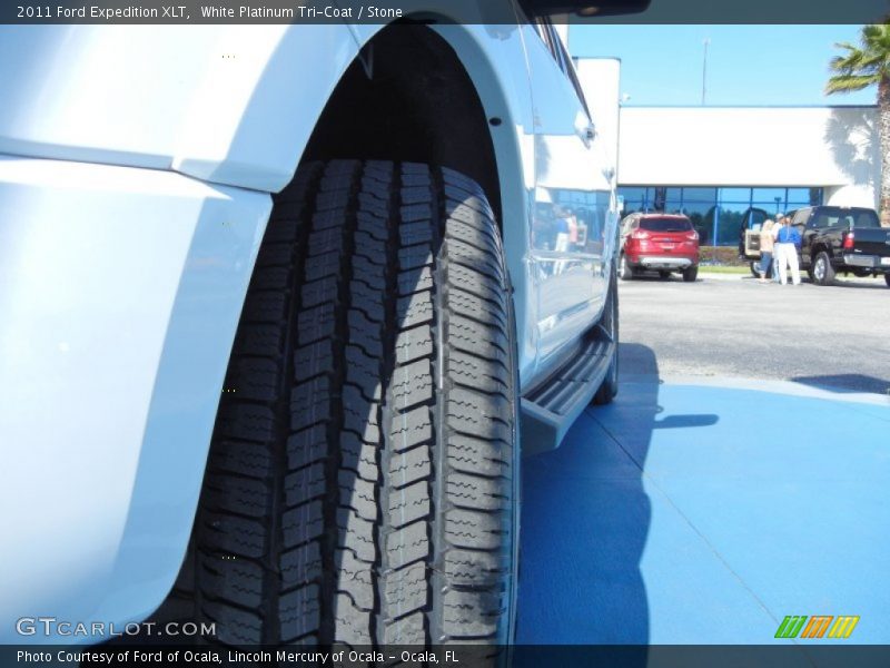 White Platinum Tri-Coat / Stone 2011 Ford Expedition XLT