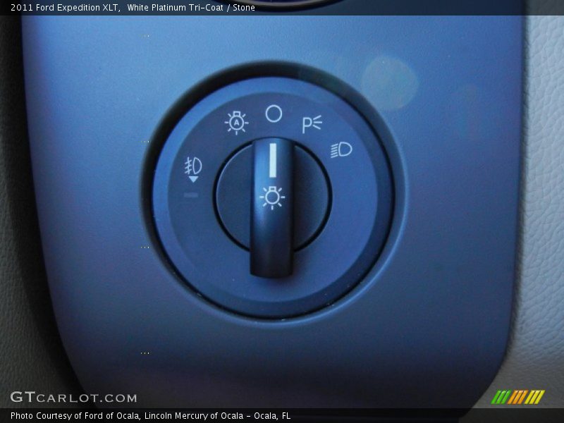 White Platinum Tri-Coat / Stone 2011 Ford Expedition XLT
