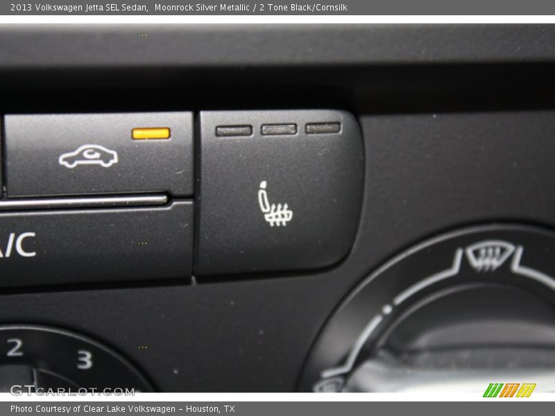 Moonrock Silver Metallic / 2 Tone Black/Cornsilk 2013 Volkswagen Jetta SEL Sedan