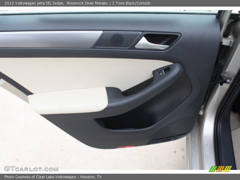 Moonrock Silver Metallic / 2 Tone Black/Cornsilk 2013 Volkswagen Jetta SEL Sedan