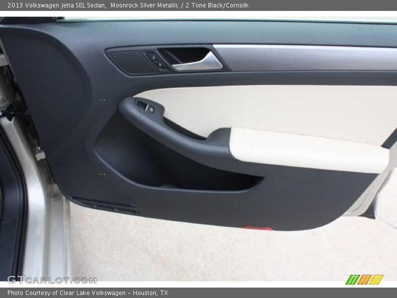 Moonrock Silver Metallic / 2 Tone Black/Cornsilk 2013 Volkswagen Jetta SEL Sedan