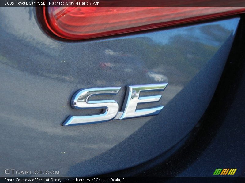 Magnetic Gray Metallic / Ash 2009 Toyota Camry SE