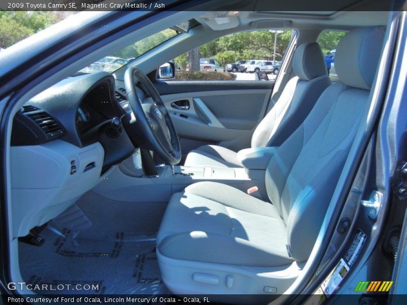 Magnetic Gray Metallic / Ash 2009 Toyota Camry SE