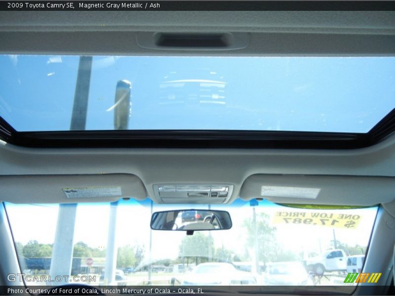 Magnetic Gray Metallic / Ash 2009 Toyota Camry SE