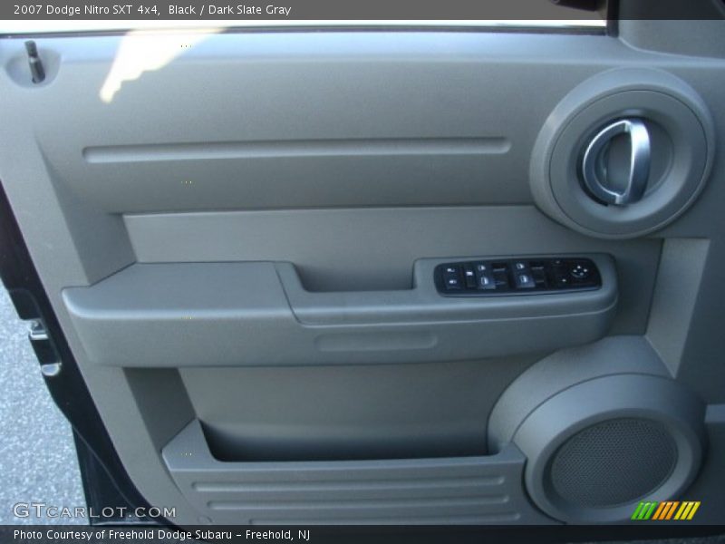 Black / Dark Slate Gray 2007 Dodge Nitro SXT 4x4