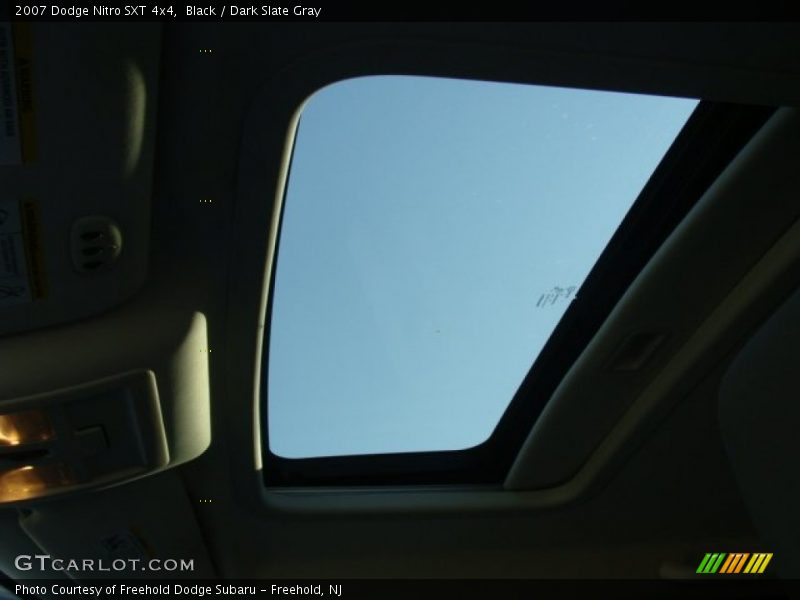 Black / Dark Slate Gray 2007 Dodge Nitro SXT 4x4