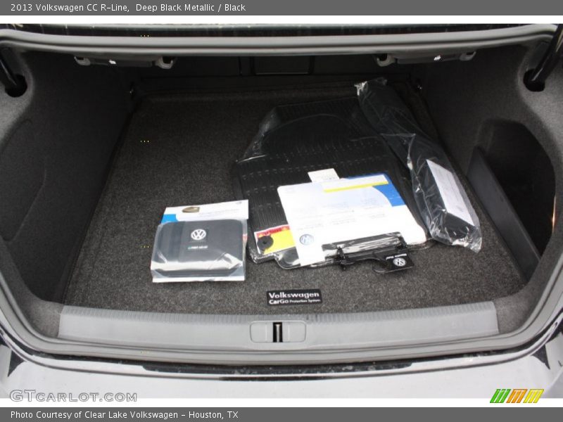 Deep Black Metallic / Black 2013 Volkswagen CC R-Line