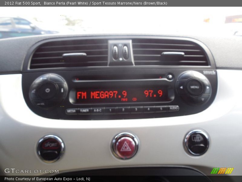 Audio System of 2012 500 Sport