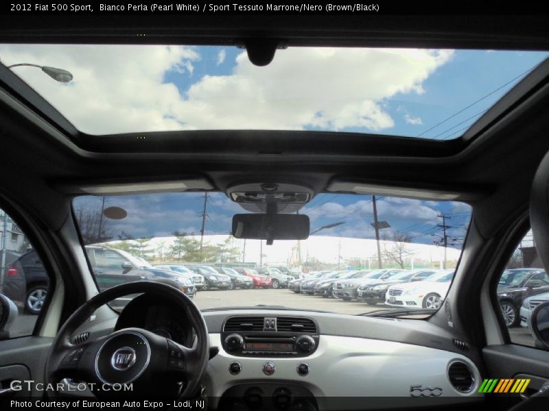 Sunroof of 2012 500 Sport