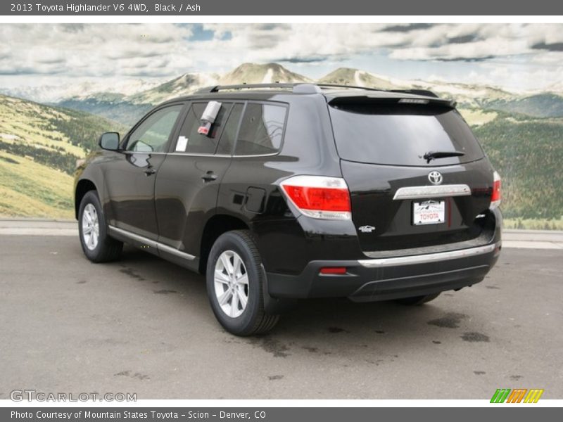 Black / Ash 2013 Toyota Highlander V6 4WD