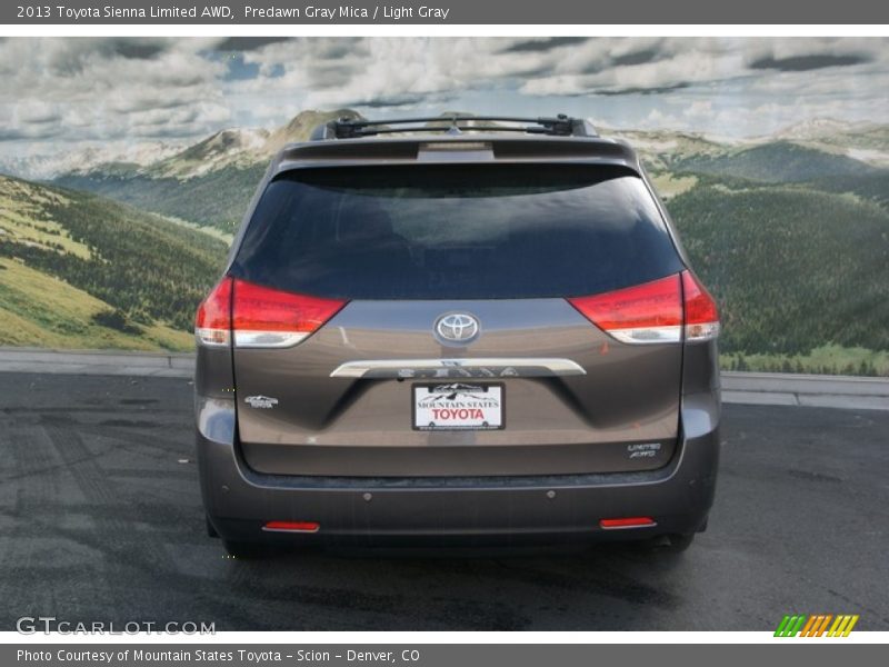 Predawn Gray Mica / Light Gray 2013 Toyota Sienna Limited AWD