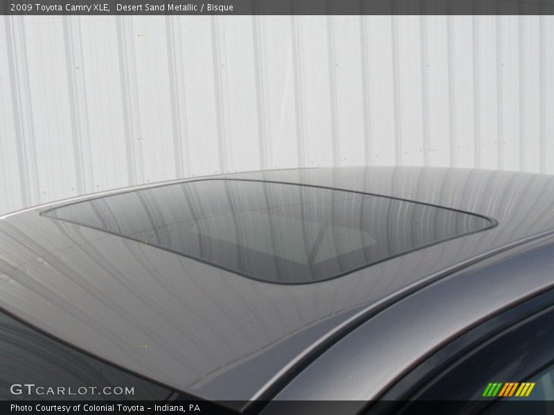 Desert Sand Metallic / Bisque 2009 Toyota Camry XLE