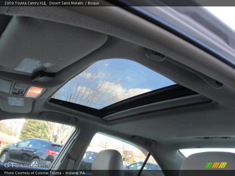 Desert Sand Metallic / Bisque 2009 Toyota Camry XLE