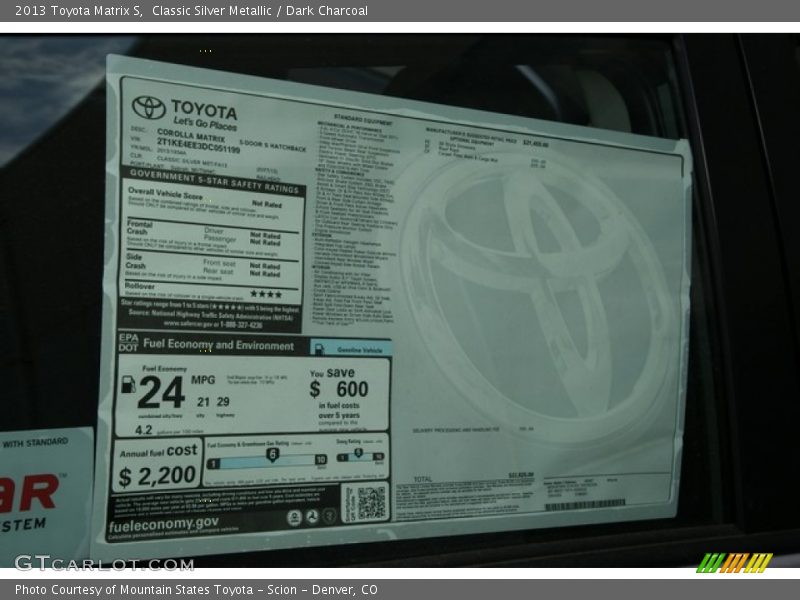 Classic Silver Metallic / Dark Charcoal 2013 Toyota Matrix S