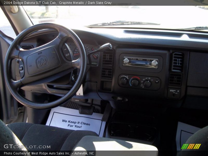 Graphite Metallic / Dark Slate Gray 2004 Dodge Dakota SLT Club Cab