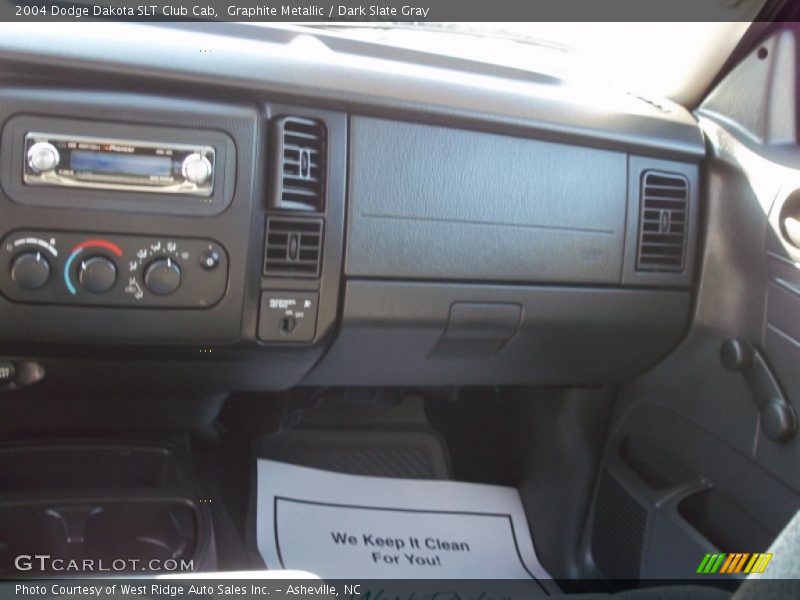 Graphite Metallic / Dark Slate Gray 2004 Dodge Dakota SLT Club Cab