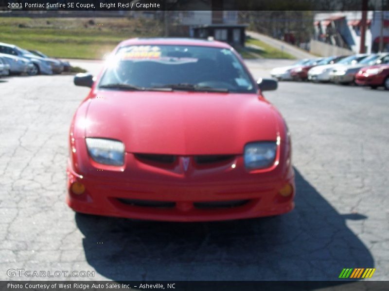 Bright Red / Graphite 2001 Pontiac Sunfire SE Coupe