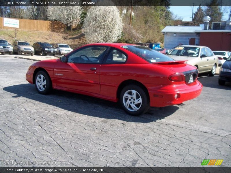 Bright Red / Graphite 2001 Pontiac Sunfire SE Coupe
