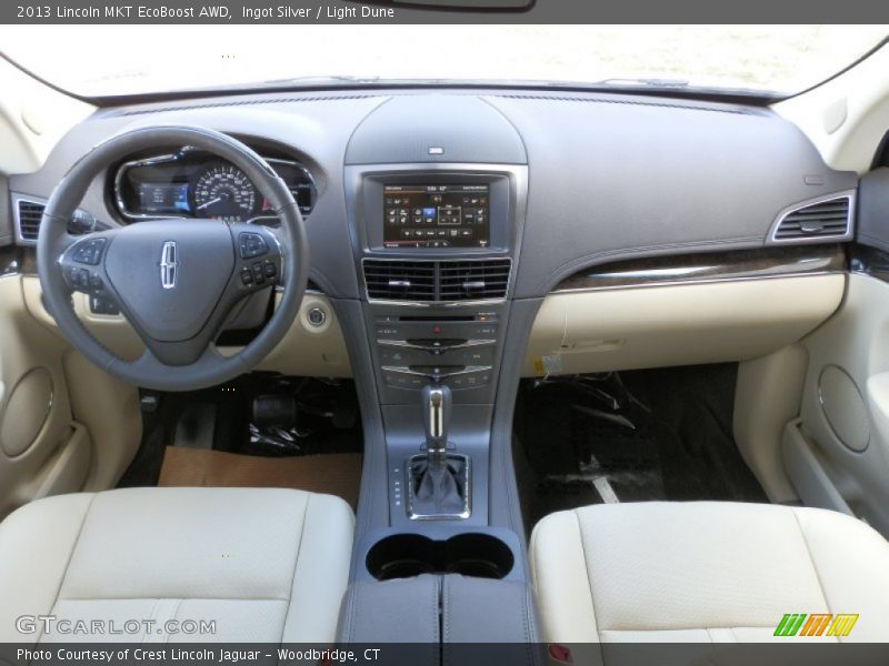 Dashboard of 2013 MKT EcoBoost AWD