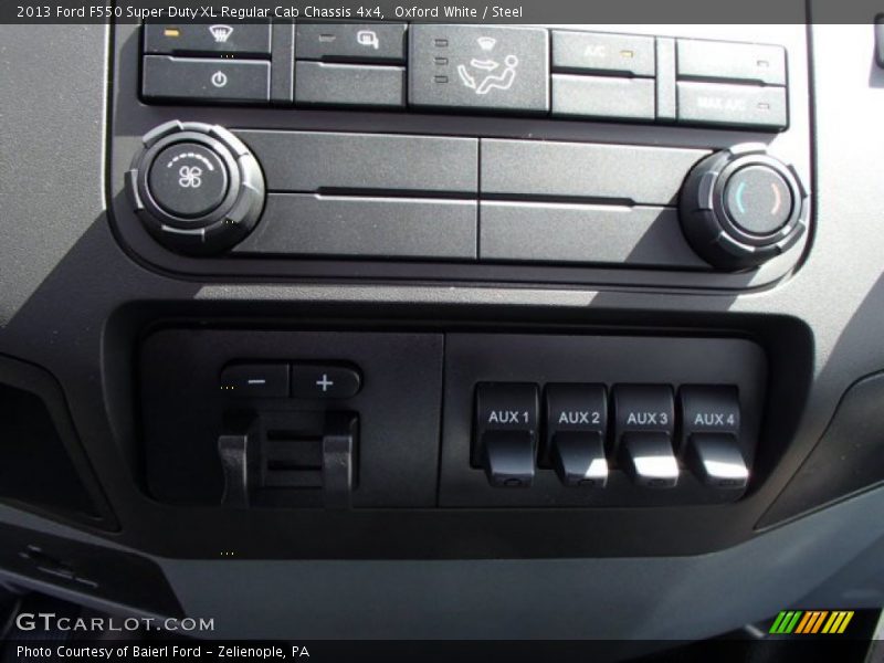 Oxford White / Steel 2013 Ford F550 Super Duty XL Regular Cab Chassis 4x4