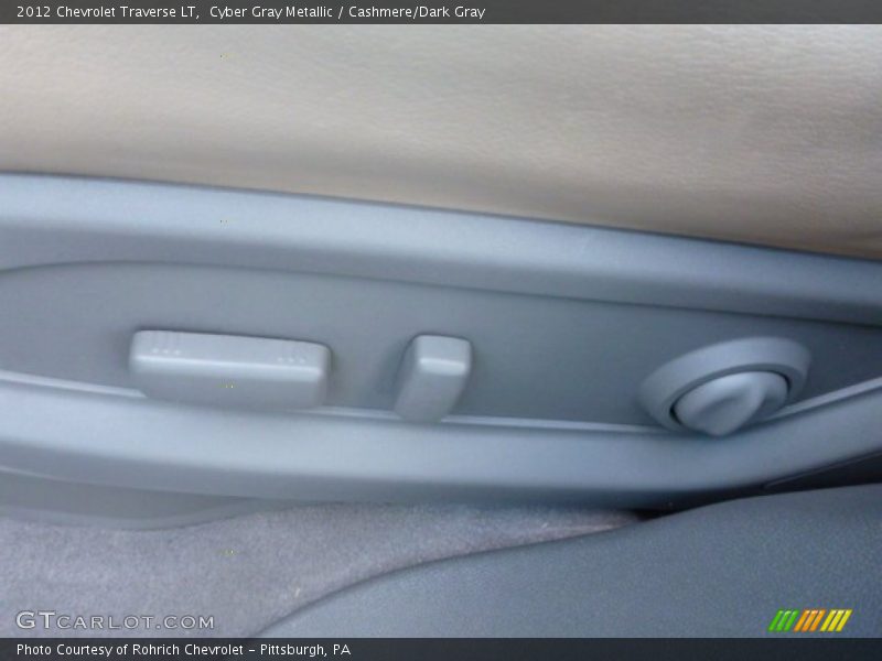 Cyber Gray Metallic / Cashmere/Dark Gray 2012 Chevrolet Traverse LT