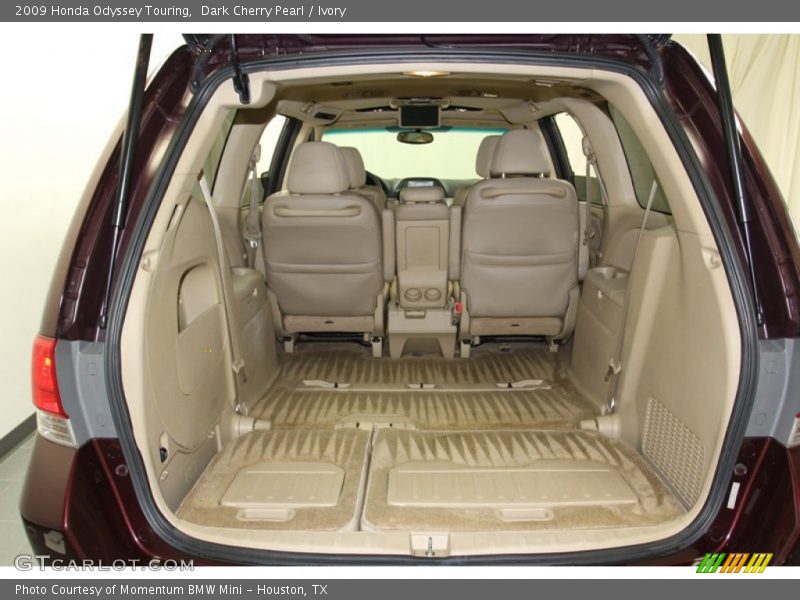  2009 Odyssey Touring Trunk