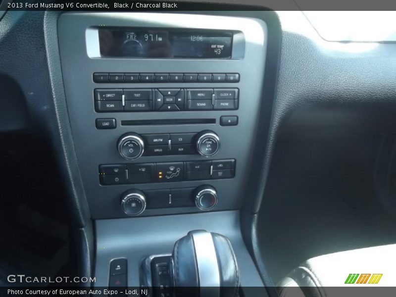 Black / Charcoal Black 2013 Ford Mustang V6 Convertible