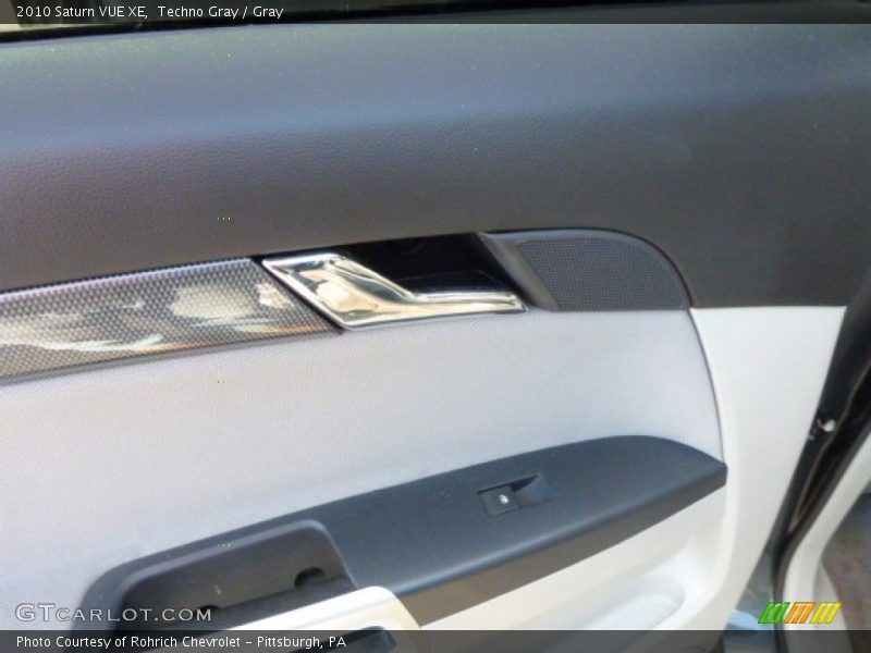 Techno Gray / Gray 2010 Saturn VUE XE