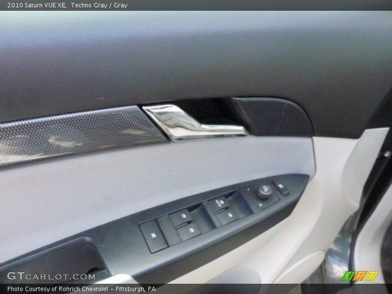 Techno Gray / Gray 2010 Saturn VUE XE