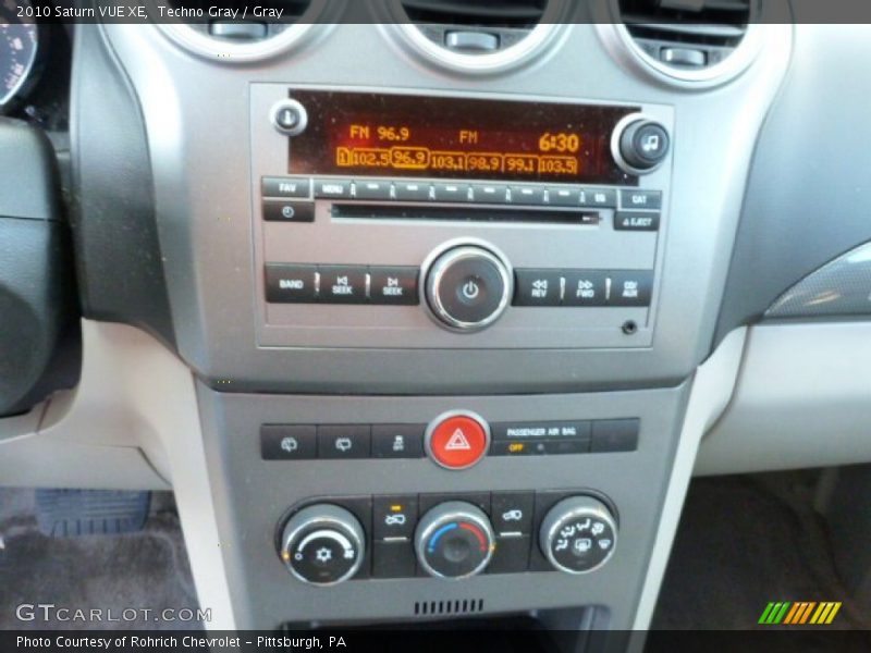 Techno Gray / Gray 2010 Saturn VUE XE