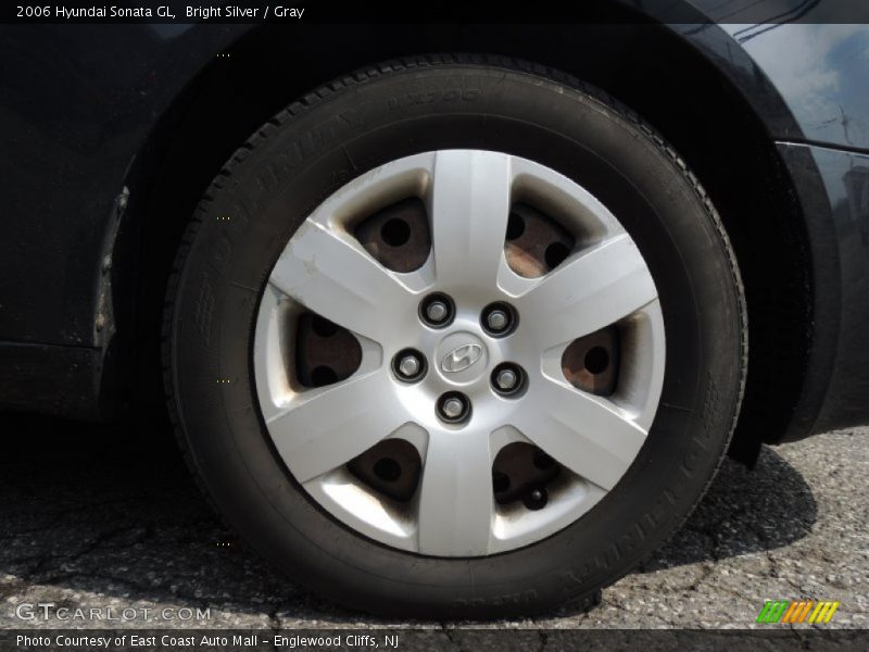 Bright Silver / Gray 2006 Hyundai Sonata GL