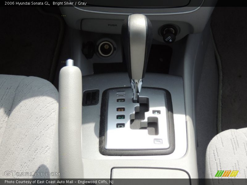 Bright Silver / Gray 2006 Hyundai Sonata GL