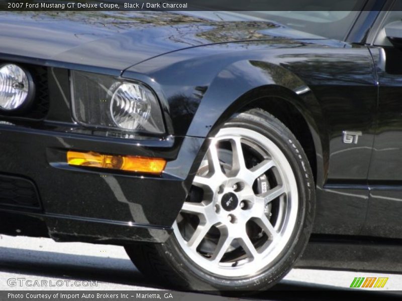 Black / Dark Charcoal 2007 Ford Mustang GT Deluxe Coupe