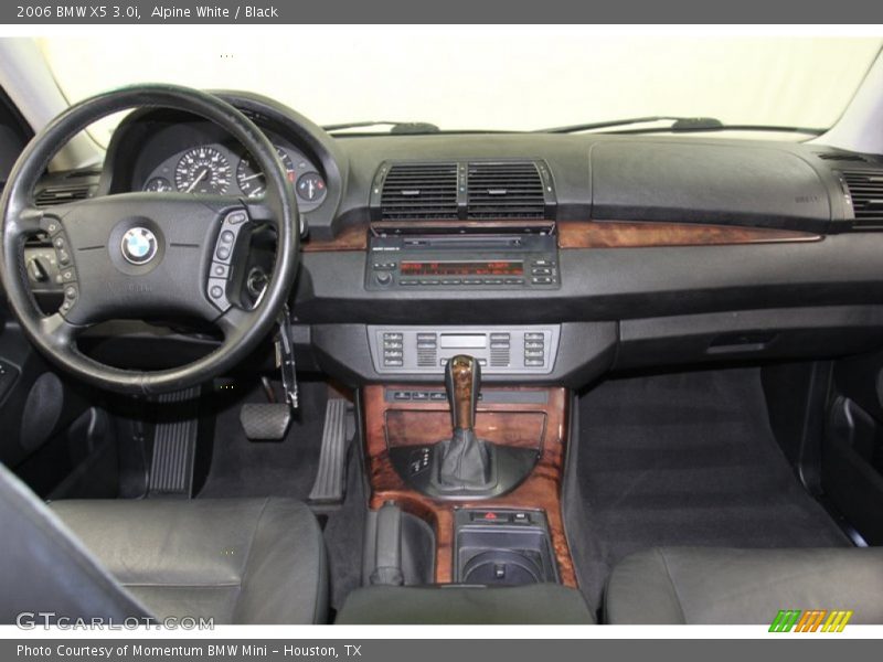 Alpine White / Black 2006 BMW X5 3.0i