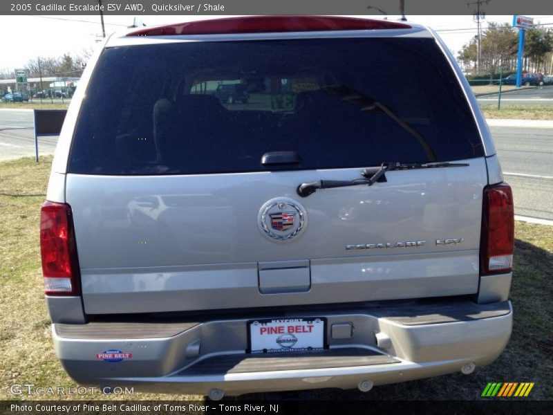 Quicksilver / Shale 2005 Cadillac Escalade ESV AWD