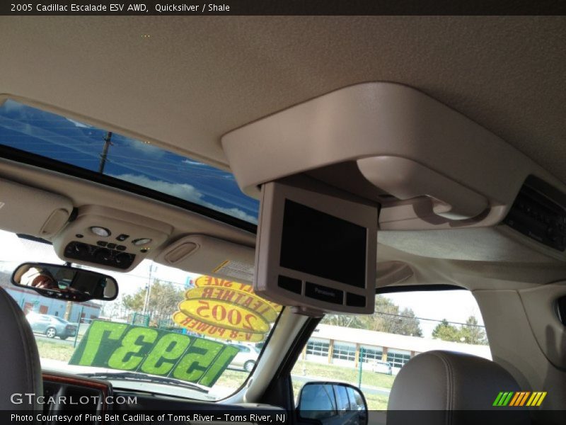 Quicksilver / Shale 2005 Cadillac Escalade ESV AWD