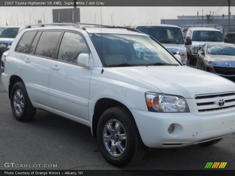 Super White / Ash Gray 2007 Toyota Highlander V6 4WD