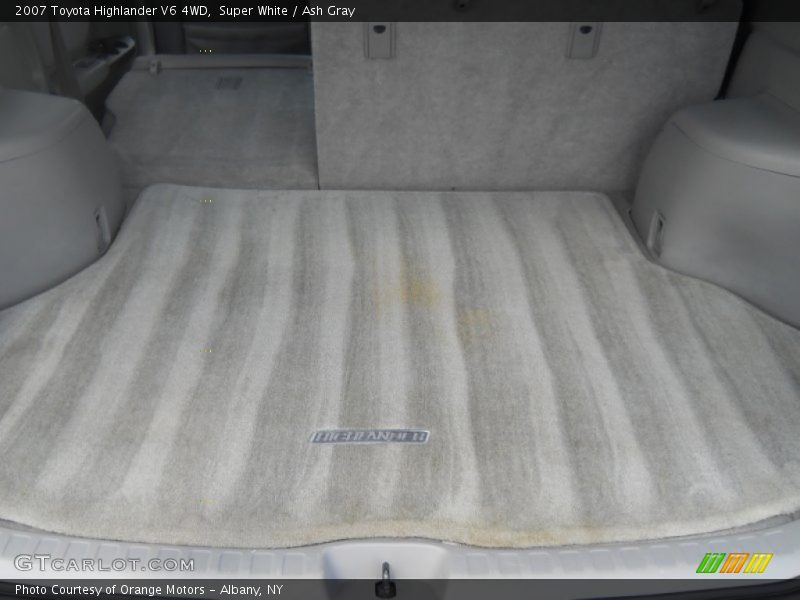 Super White / Ash Gray 2007 Toyota Highlander V6 4WD
