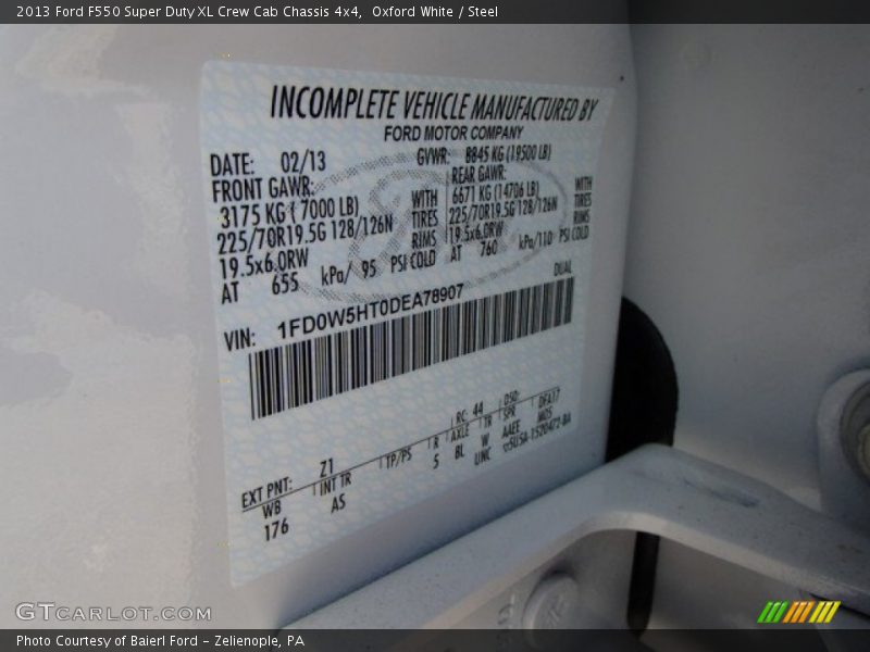 Oxford White / Steel 2013 Ford F550 Super Duty XL Crew Cab Chassis 4x4