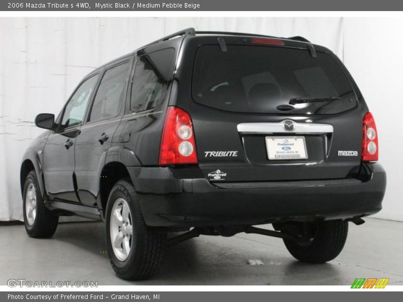 Mystic Black / Medium Pebble Beige 2006 Mazda Tribute s 4WD