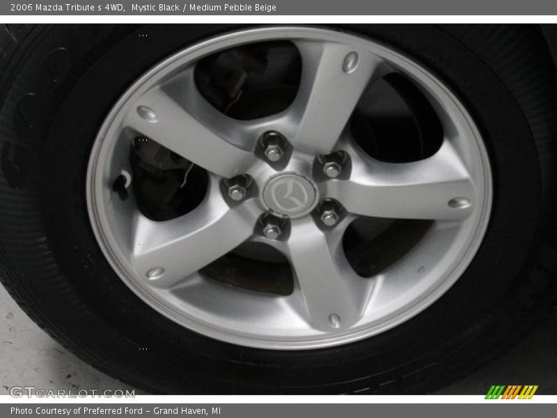 Mystic Black / Medium Pebble Beige 2006 Mazda Tribute s 4WD
