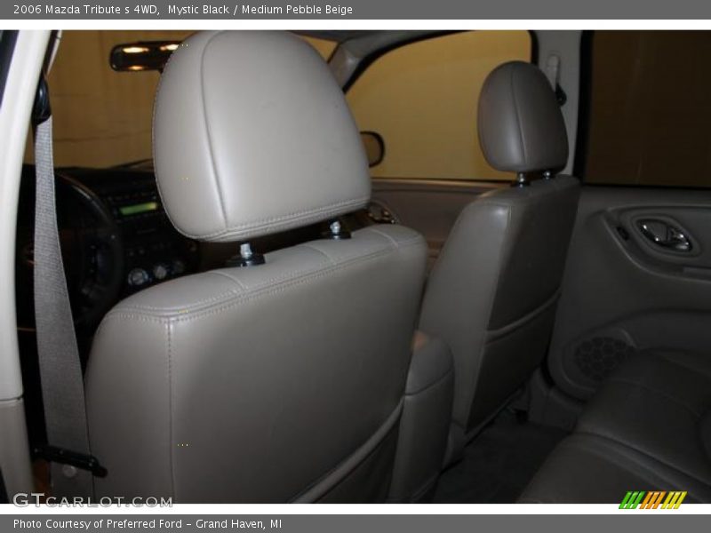 Mystic Black / Medium Pebble Beige 2006 Mazda Tribute s 4WD